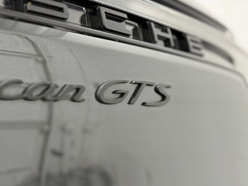Used 2023 Porsche Macan GTS AWD/4WD image 9