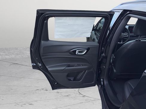 New 2026 Jeep Compass Limited AWD/4WD image 31