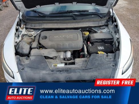 Used 2017 Jeep Cherokee Latitude image 20