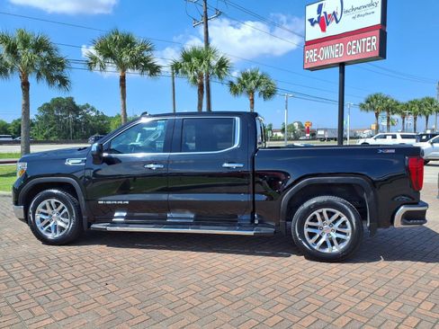 Used 2020 GMC Sierra 1500 SLT AWD/4WD image 9