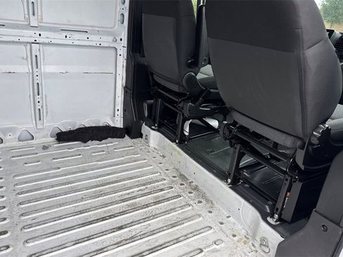 Used 2023 RAM ProMaster 2500 image 21