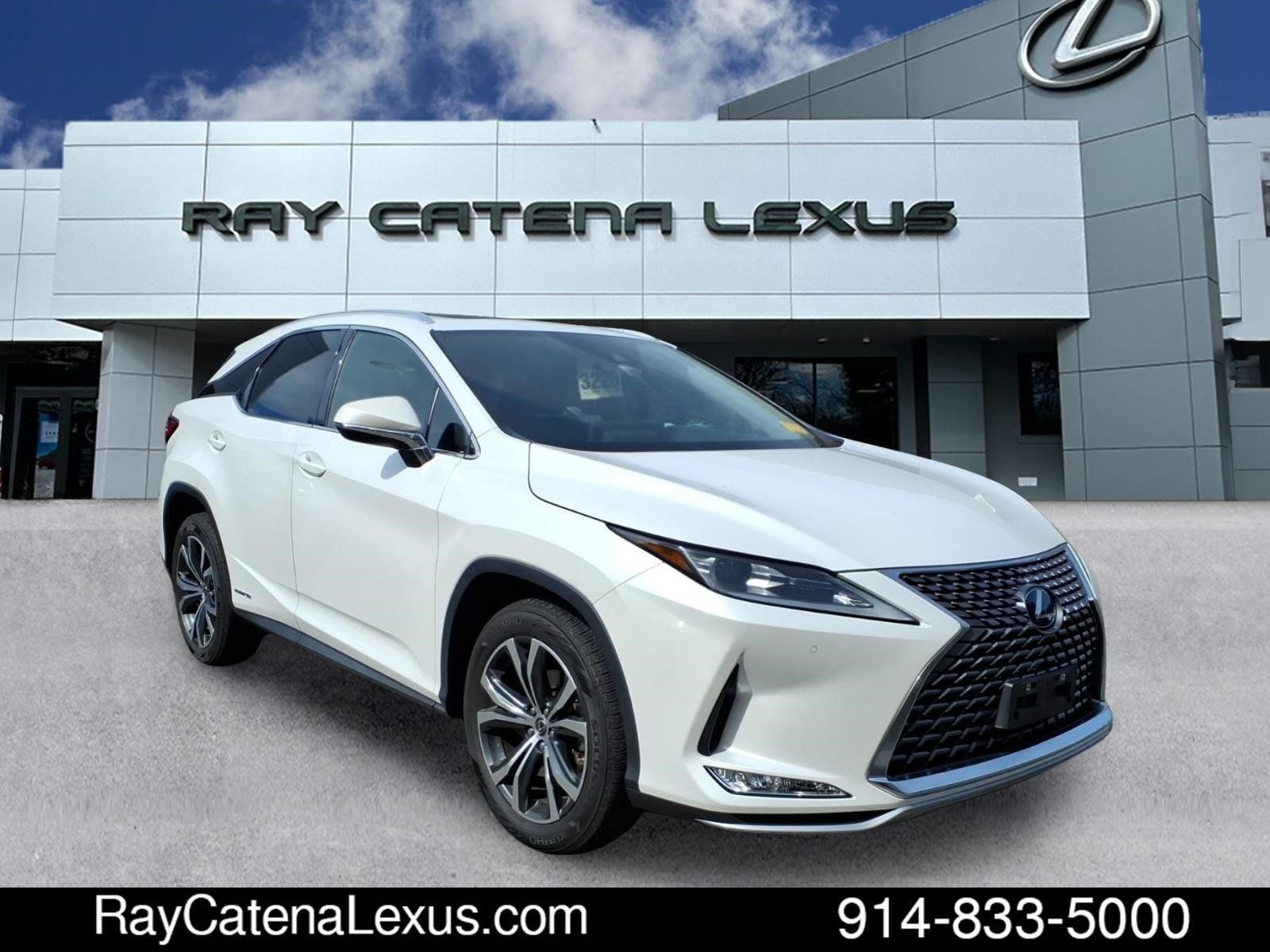 Used 2022 Lexus RX 450h AWD w/ Premium Package image 2