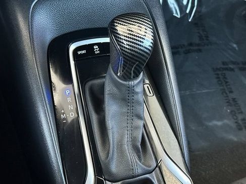 Used 2021 Toyota Corolla SE w/ Carpet Mat Package (TMS) FWD image 17