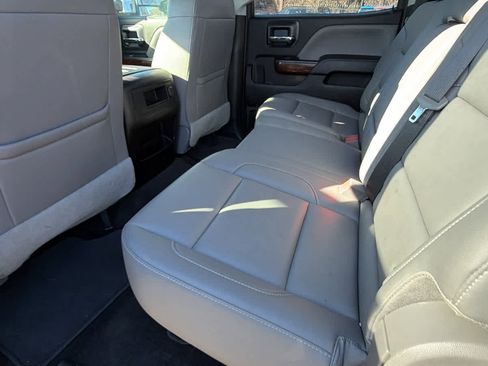 Used 2018 GMC Sierra 2500 SLT image 17