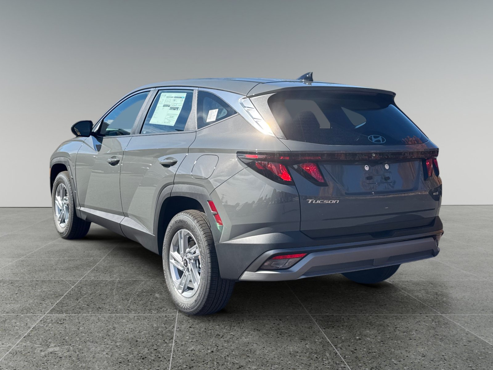 New 2026 Hyundai Tucson SE AWD/4WD image 3