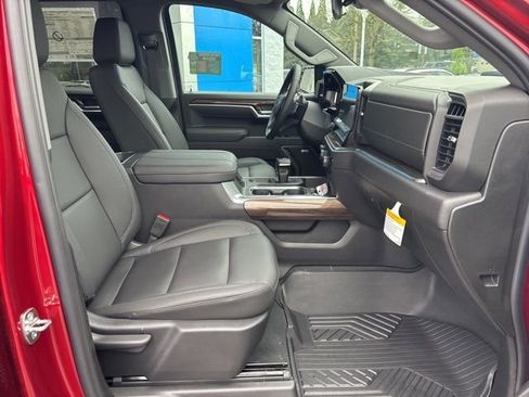 New 2026 Chevrolet Silverado 1500 RST w/ Dark Appearance Package AWD/4WD image 42