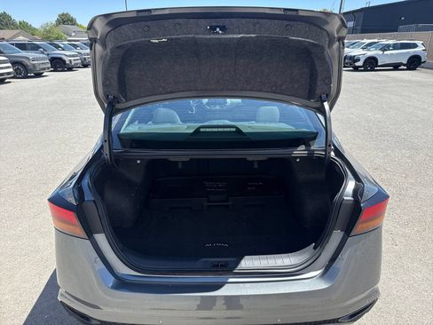 New 2026 Nissan Altima 2.5 SV FWD image 24