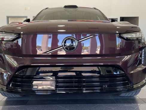 Used 2025 Volvo EX90 Ultra image 8