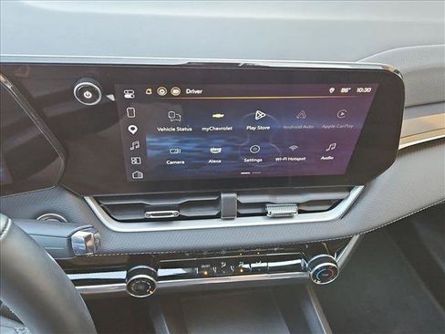 Used 2025 Chevrolet Equinox LT AWD/4WD image 15