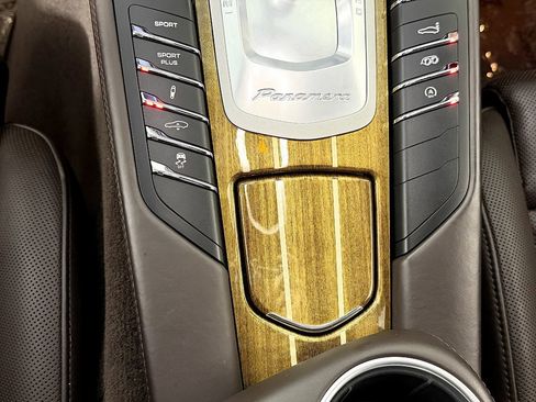 Used 2012 Porsche Panamera Turbo S image 37