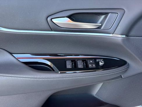 Certified 2023 Toyota Mirai w/ Advanced Technology Package RWD image 12