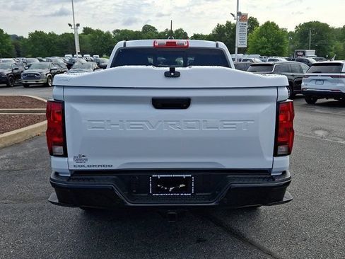 Used 2026 Chevrolet Colorado W/T w/ Advanced Trailering Package AWD/4WD image 7