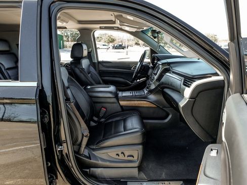 Used 2020 GMC Yukon Denali w/ Denali Ultimate Package image 36