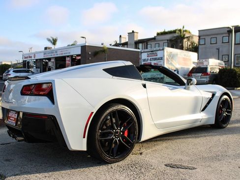 Used 2019 Chevrolet Corvette Stingray Coupe w/ 1LT RWD image 6