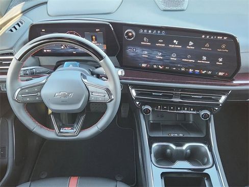 New 2026 Chevrolet Traverse RS image 28