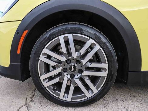 Used 2025 MINI Cooper S FWD image 14
