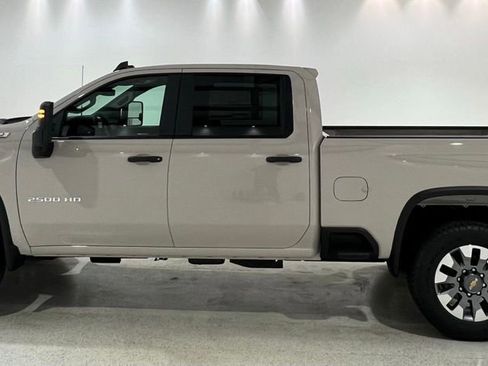 New 2026 Chevrolet Silverado 2500 Custom w/ Custom Value Package AWD/4WD image 2
