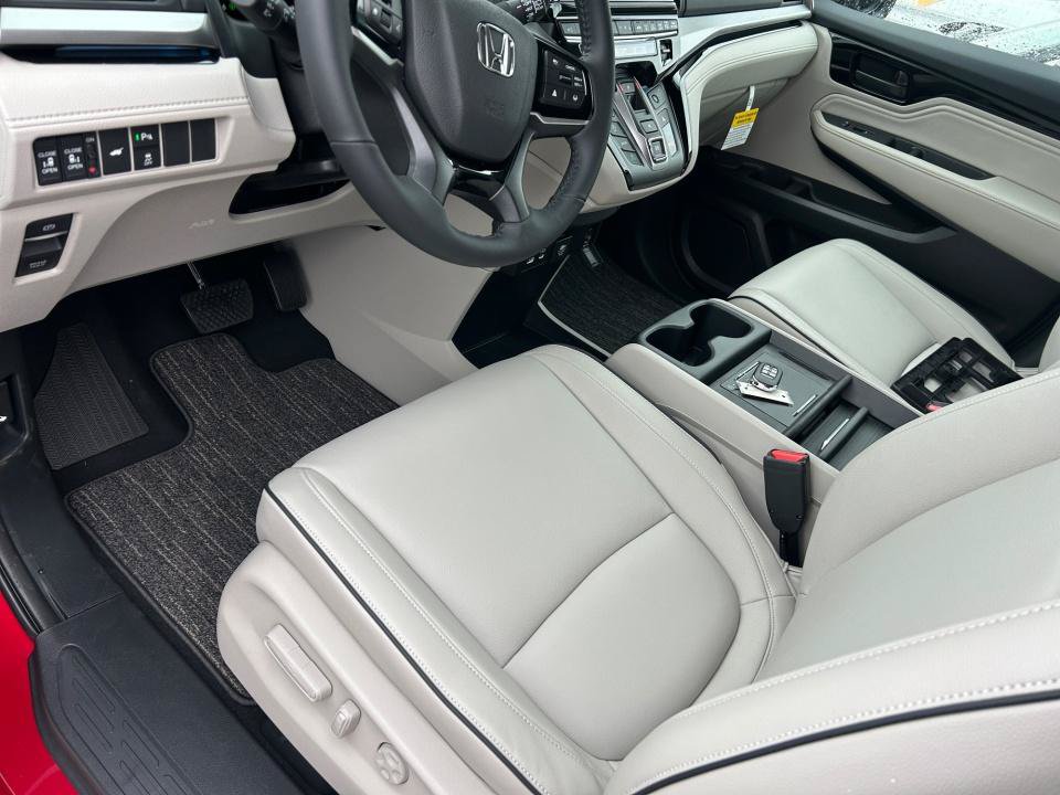 New 2027 Honda Odyssey Touring image 30
