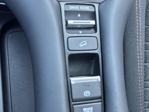 Used 2025 Honda HR-V Sport image 26