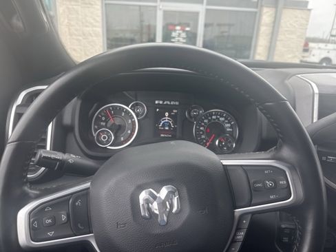 Used 2024 RAM 3500 Big Horn w/ Sport Appearance Package image 7