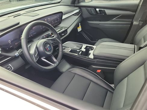 Used 2026 Buick Enclave Preferred image 10