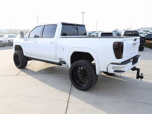 Used 2026 GMC Sierra 3500 Denali Ultimate image 4