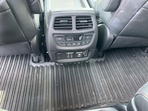 Used 2020 Honda Pilot Black Edition image 17