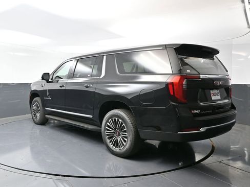 New 2026 GMC Yukon XL Elevation image 9