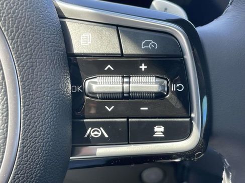 New 2026 Kia Carnival LXS image 31