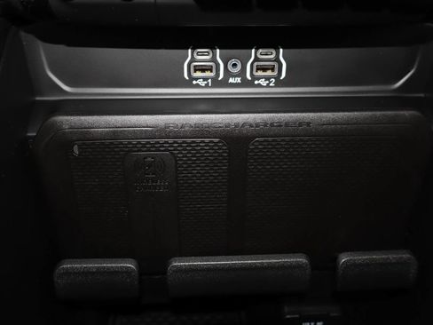 Used 2025 RAM 1500 Big Horn AWD/4WD image 19