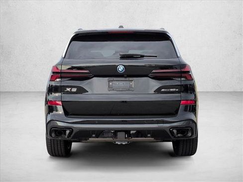 Used 2026 BMW X5 xDrive50e w/ M Sport Package AWD/4WD image 8