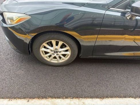 Used 2014 MAZDA MAZDA3 i Touring image 3