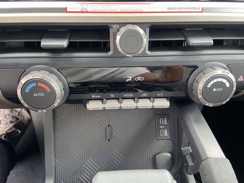 New 2026 Toyota Tacoma TRD Off-Road AWD/4WD image 22