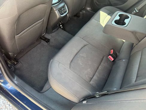 Used 2020 Chevrolet Malibu LT FWD image 28