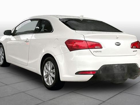 Used 2016 Kia Forte Koup EX FWD image 11