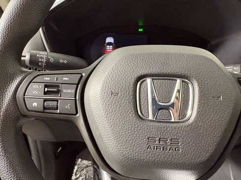 Used 2025 Honda CR-V EX image 24