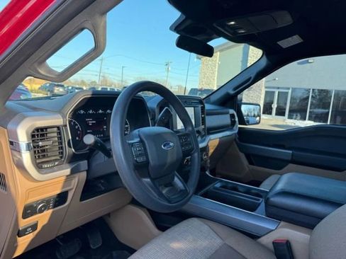 Used 2021 Ford F150 XLT w/ Trailer Tow Package image 12