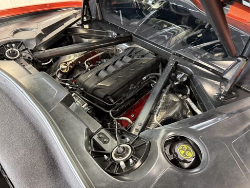 Used 2020 Chevrolet Corvette Stingray Preferred Cpe w/ 2LT Preferred Equipment Group RWD image 6