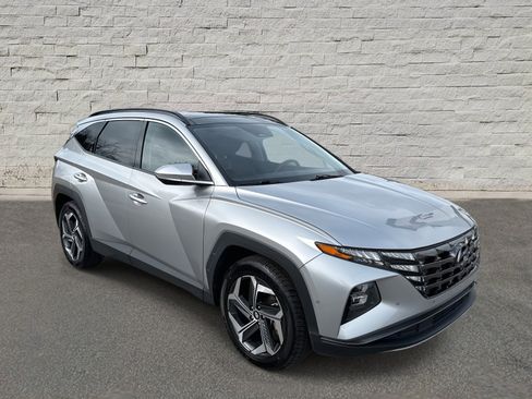 Used 2022 Hyundai Tucson Limited image 3