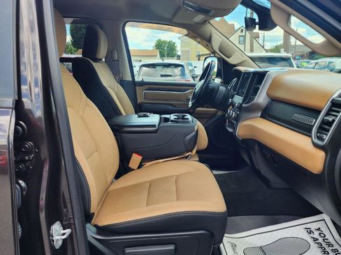 Used 2019 RAM 1500 Big Horn AWD/4WD image 14