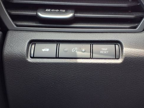 Used 2025 Nissan Altima 2.5 SV FWD image 20