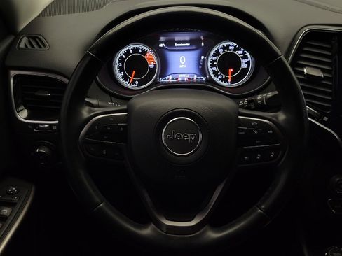 Used 2020 Jeep Cherokee Limited w/ Technology Group image 22