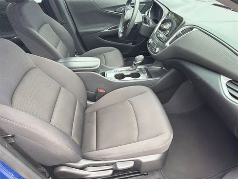 Used 2023 Chevrolet Malibu LT image 12