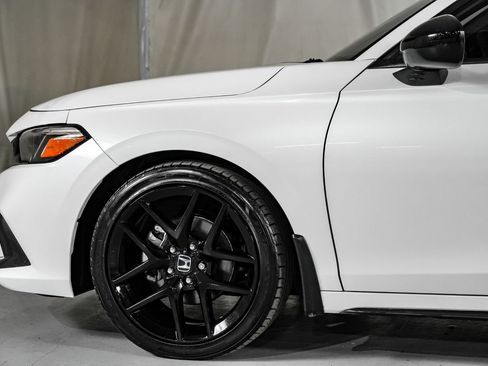 Used 2023 Honda Civic Sport image 12