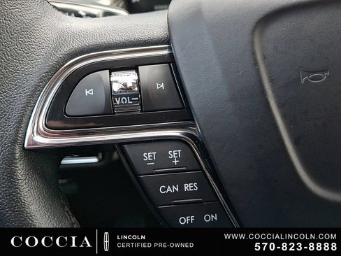 Certified 2023 Lincoln Nautilus AWD image 21