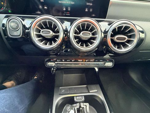 Used 2020 Mercedes-Benz A 220 image 23