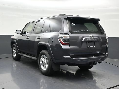 Used 2022 Toyota 4Runner SR5 RWD image 3