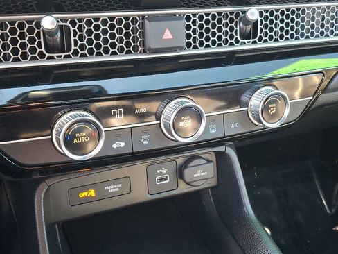 Used 2024 Honda Civic Sport image 15