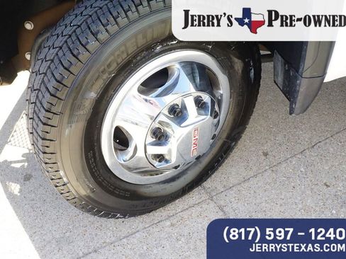 Used 2024 GMC Sierra 3500 SLE w/ SLE Convenience Package AWD/4WD image 9