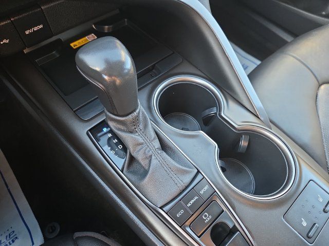 Used 2023 Toyota Camry XSE FWD image 18